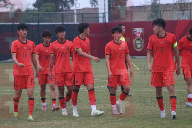 世界杯最新版安装-完整阵容亮相！贾伟伟建功 U19国青1比0取胜乌兹